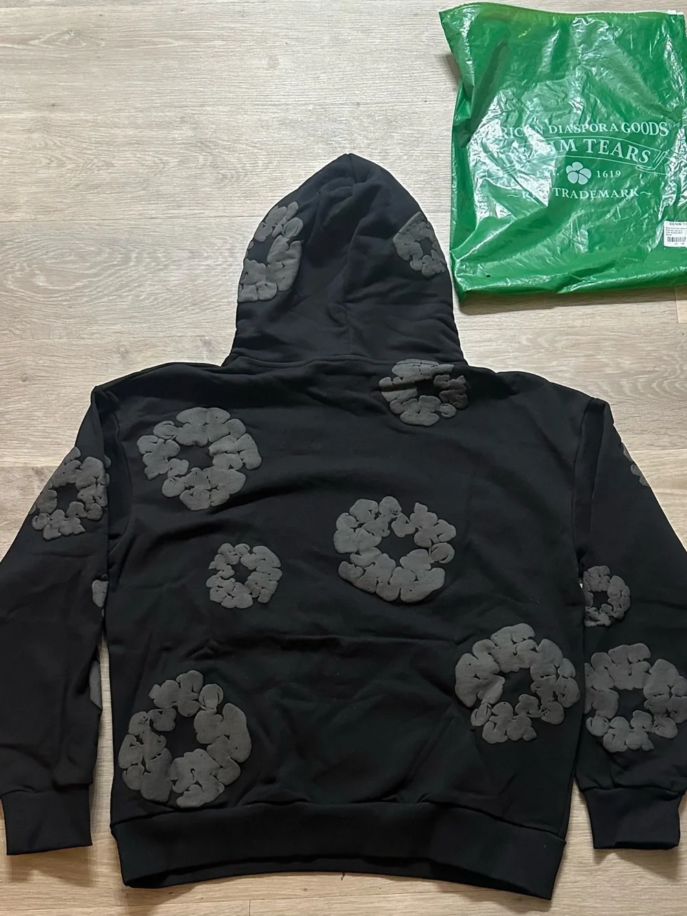 Men's Black Floral-Print Hoodie Cardigan - Modern Casual